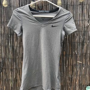 Nike pro v neck